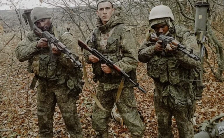 Urusi Yakanusha Kuwaajiri Mamia ya Wakenya Kupigana Vita Ukraine