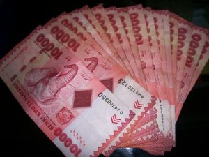 Siri ya Matatizo ya Pesa ya Daima. Mambo Usiyoyaona.