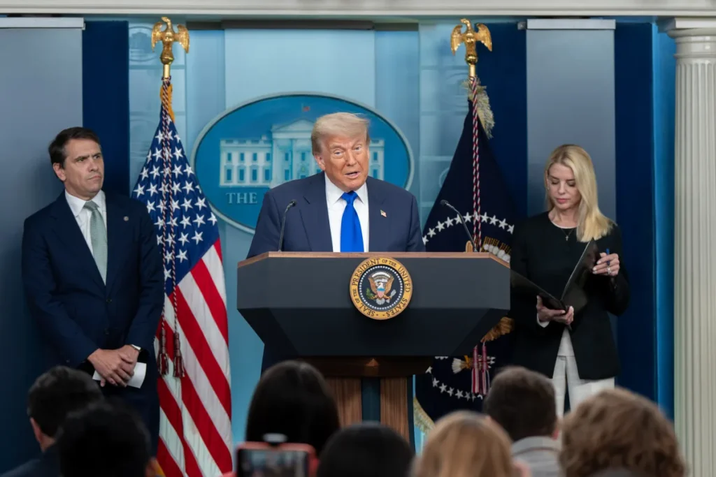 Trump Afichua Kwa Nini Anaendelea Kuandamwa na Mashambulizi