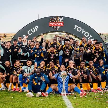 Adolf Bitegeko Aanza na Kombe Mechi ya Kwanza Kaizer Chiefs