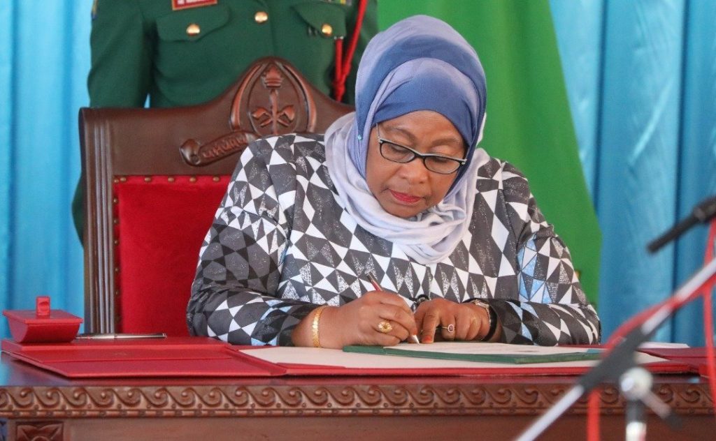 Rais Samia Afanya Uteuzi na Uhamisho wa Wakuu wa Mikoa, Makatibu Tawala