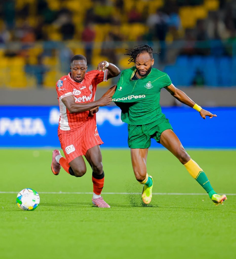 Simba Yaichapa Yanga 2-1, Yapanda Kileleni Ligi Kuu Bara